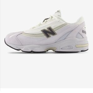 New Balance 1000